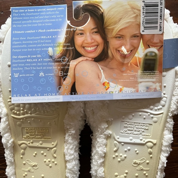 Dearfoams Relax At Home Slippers - Picture 3 of 5